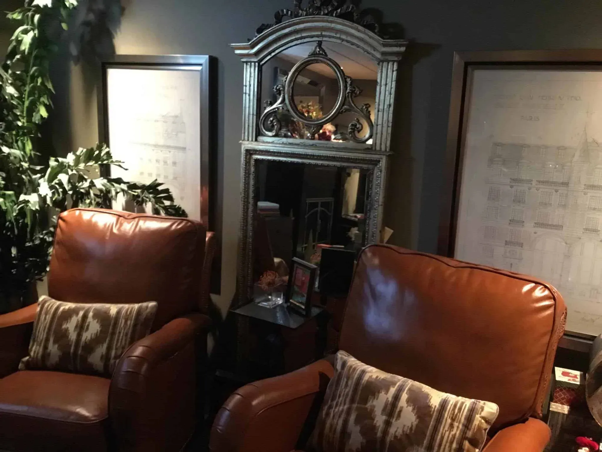 Heritage House - Bench-made Furniture and Hand-crafted Decorative Accessories