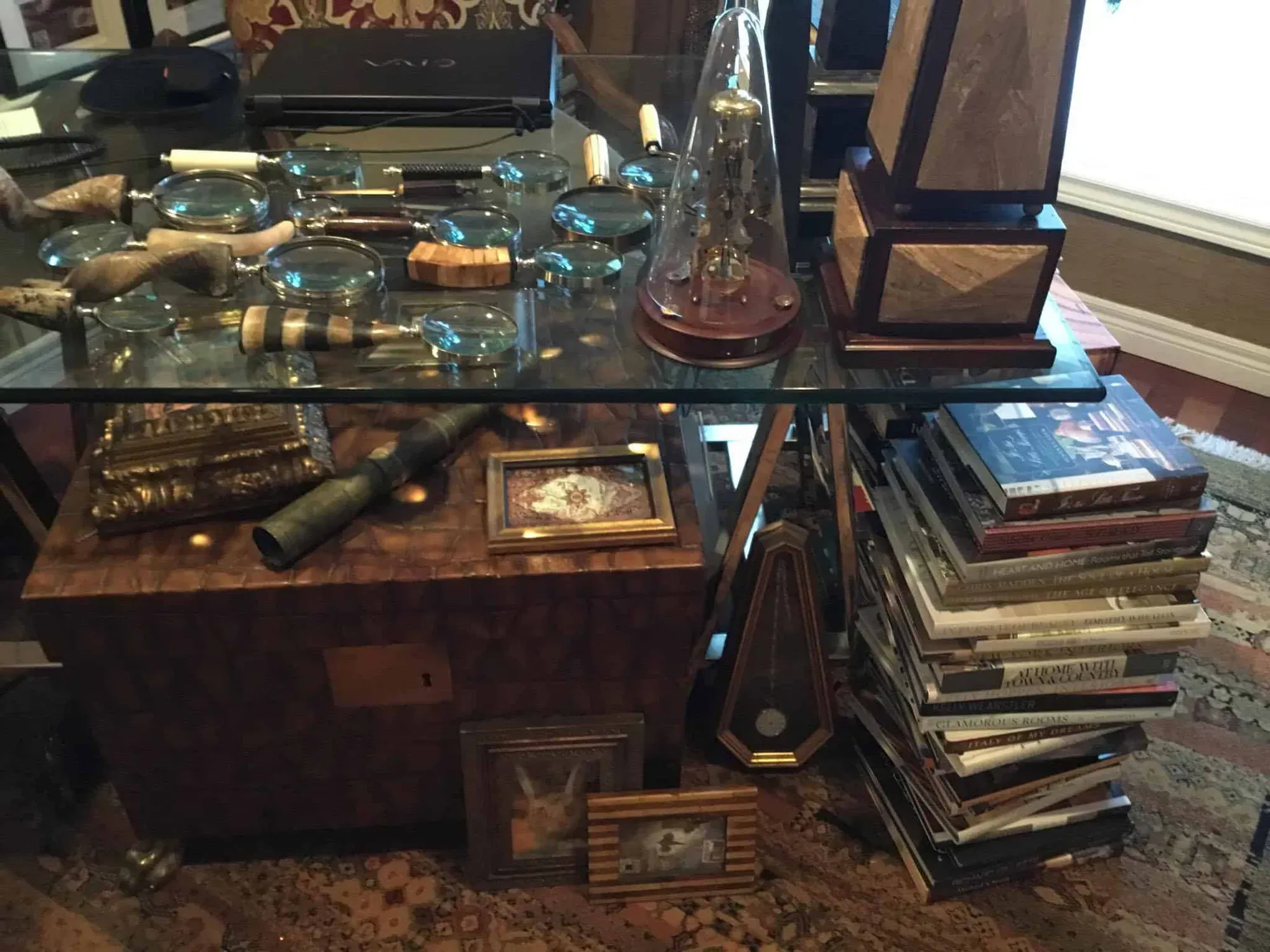 Heritage House Fine Furniture and Accessories - Collectibles and Curiosities